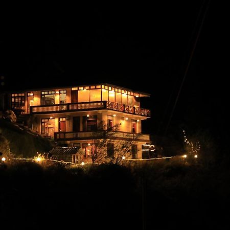 Odin Hostels Shoja Exterior foto